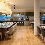 Hotel Innside By Melia Braga Centro 4*