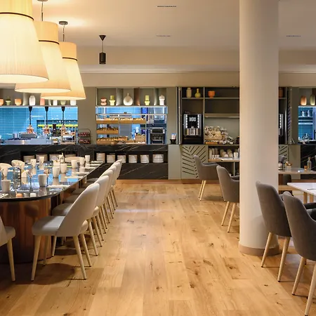Hotel Innside By Melia Centro 4*