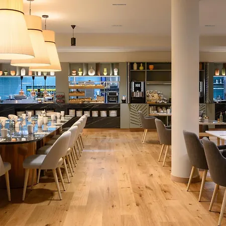 Innside By Melia Centro 4*